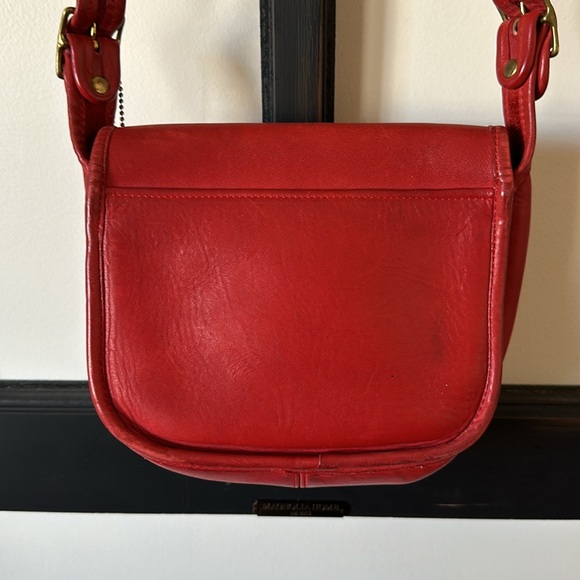 Vintage Red COACH Leather Shoulder Bag | Made in NYC - Picture 5 of 16